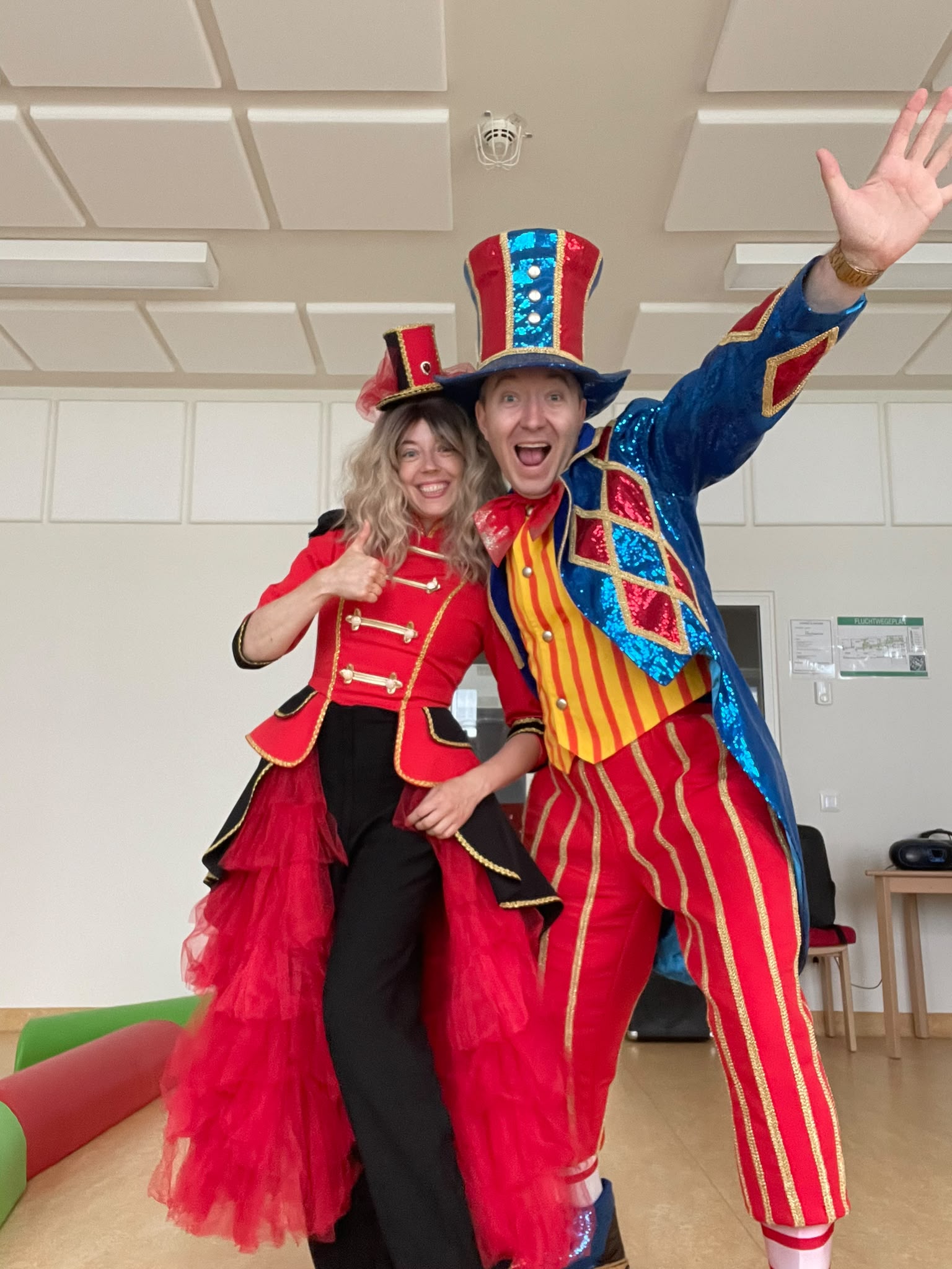 Beispielbild für eine Show mit zusätzlicher Künstlerin